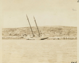 Image of Bowdoin at Little Harbor, aground